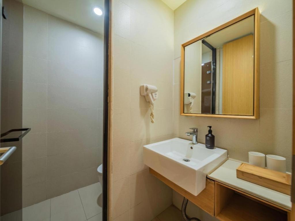 Ji Hotel Chengdu Chunxi Road Ngoại thất bức ảnh